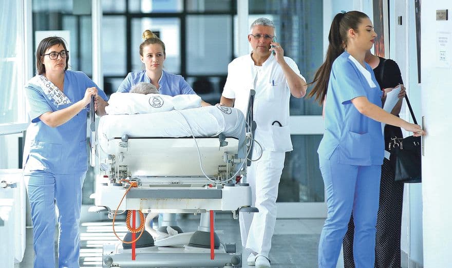 Medicinskim sestrama u SAD satnica 100 dolara