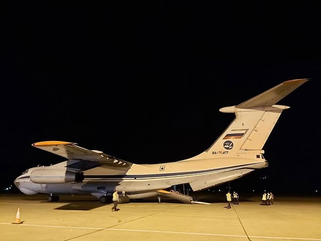 Sletio treći avion u Banju Luku, stiže još pomoći iz Rusije