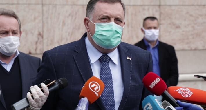 Dodik: Šteta u RS je oko 800 miliona KM, zadržati nivo plaća i penzija
