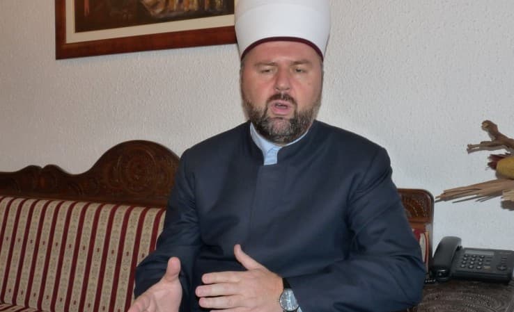 Dizdarević: Molim Allaha, dž. š., da olakša iskušenje bolesnim i osobama bez posla