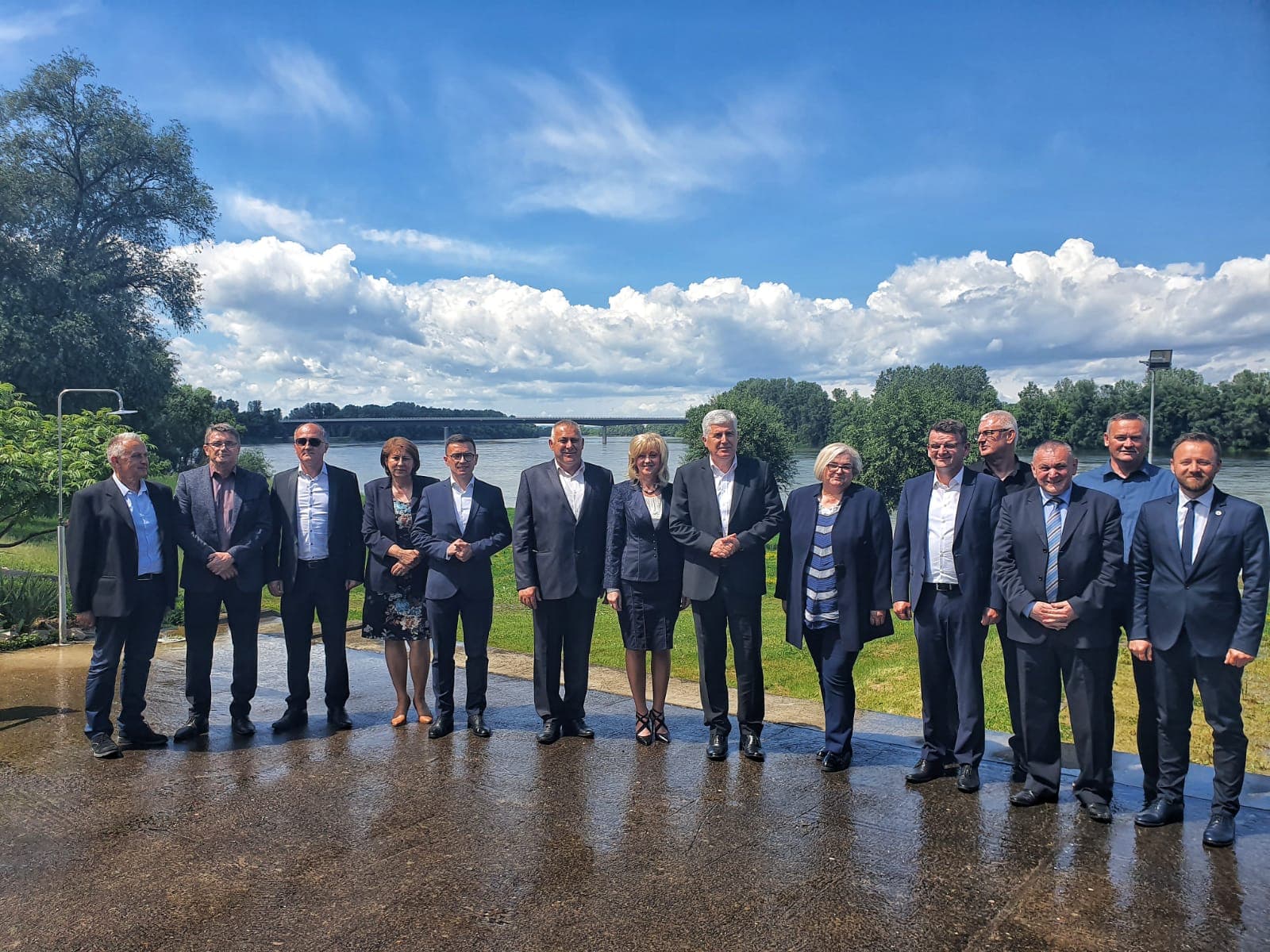 Čović se susreo sa stranačkim dužnosnicima u Odžaku
