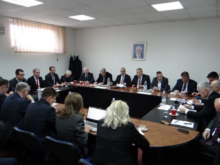 HNS pozdravio hapšenje Fadila Novalića, Fahrudina Solaka i Fikreta Hodžića
