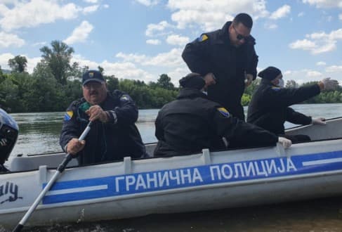 Graničari uhapsili trojicu muškaraca po potjernicama
