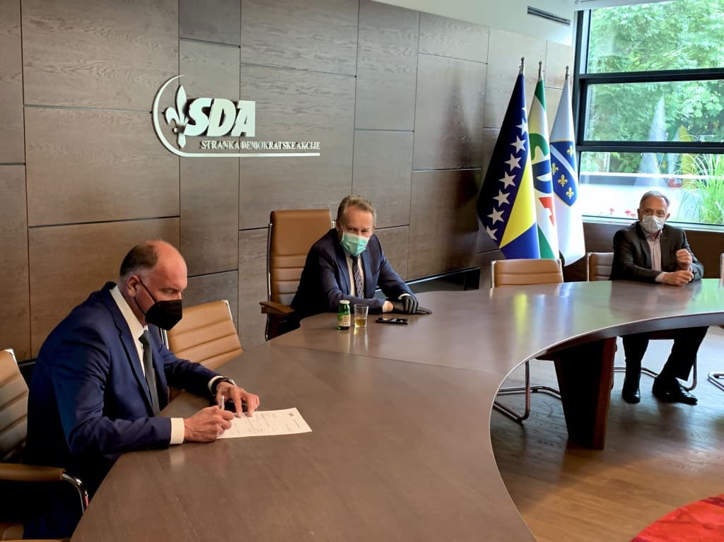 Gradonačelnik Živinica pristupio SDA