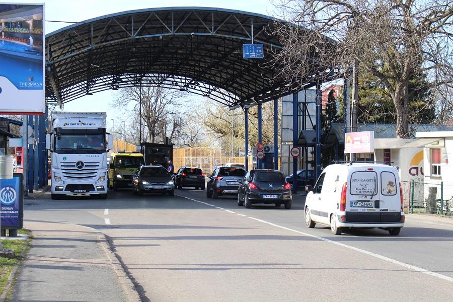 Nema gužvi na granici - Avaz