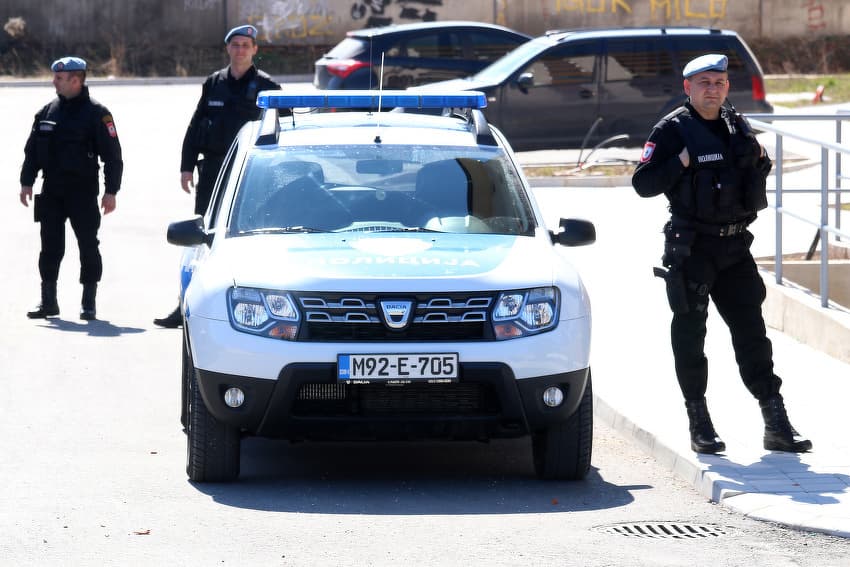 Uhvaćen muškarac koji je pucao u parkirani automobil
