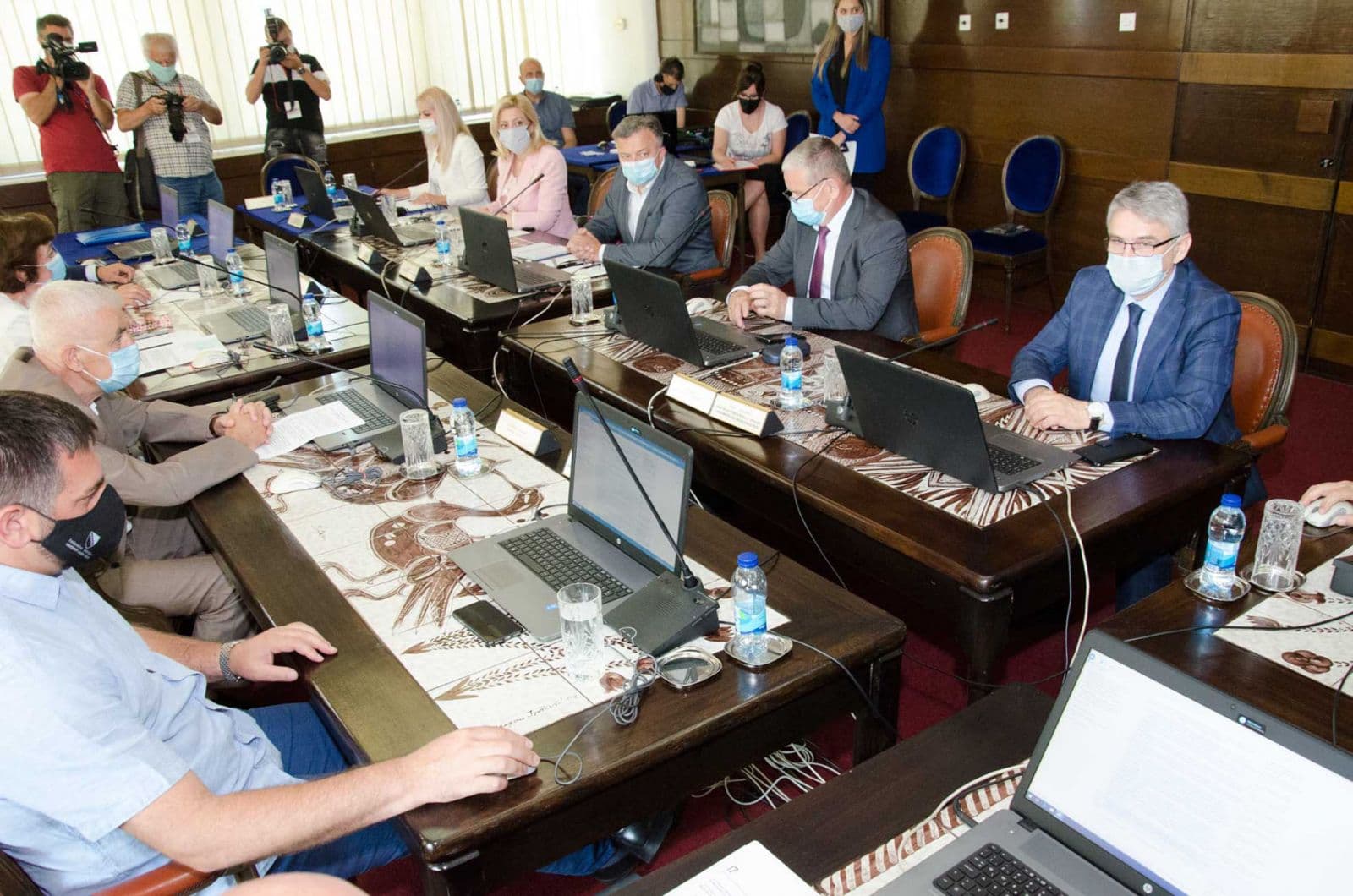 Od ministra zdravstva zatraženo da proglasi epidemiju koronavirusa u FBiH