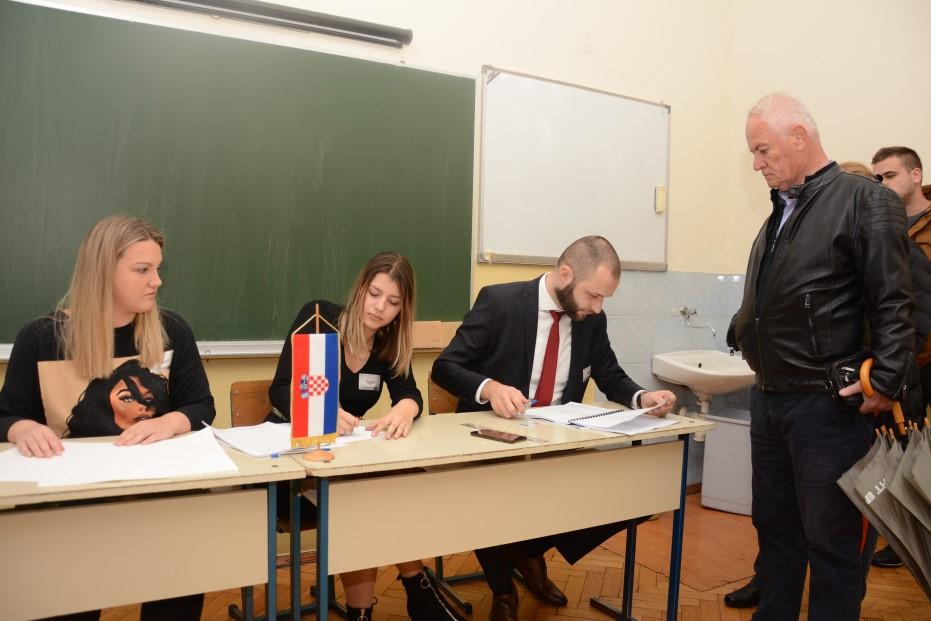 Sva biračka mjesta nalazit će se u OŠ "Petra Bakule" u Mostaru