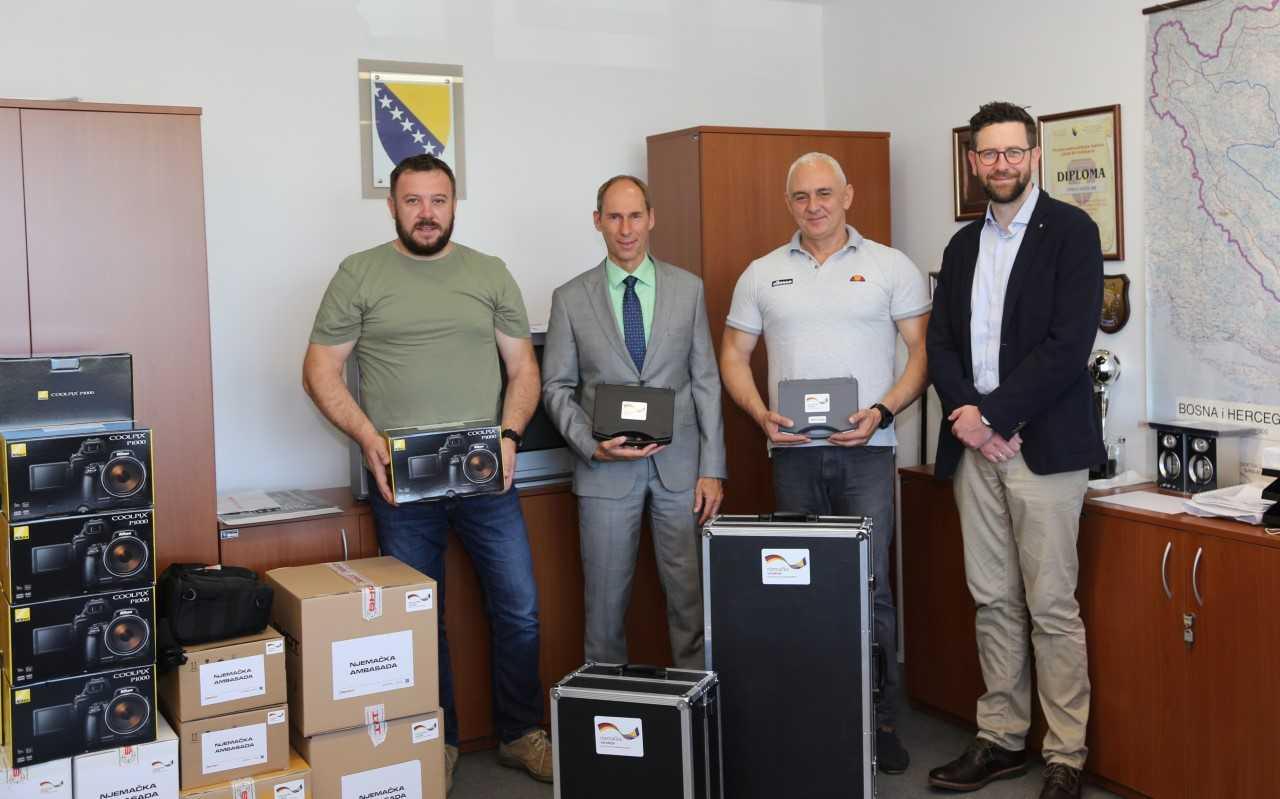 Njemačka donirala Graničnoj policiji BiH opremu vrijednu 250.000 maraka