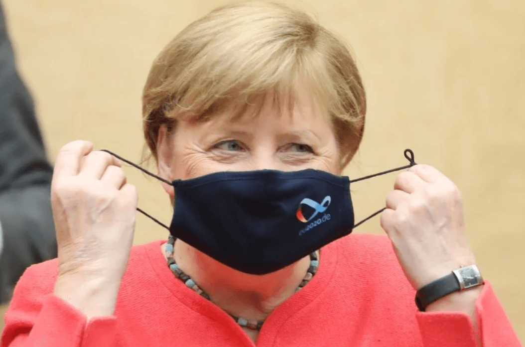 Merkel se prvi put u javnosti pojavila sa zaštitnom maskom