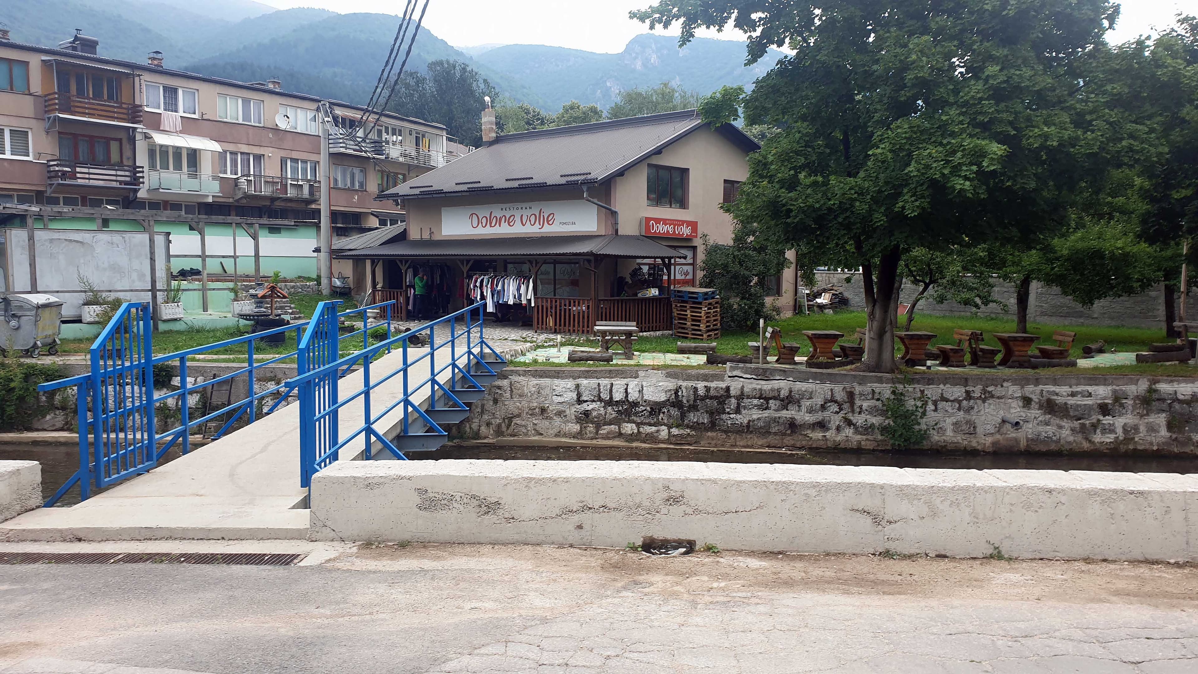 Prodavnica dobre volje za pomoć siromašnima