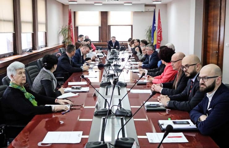 SDP se ograđuje od administratora svoje FB stranice: Snosit će posljedice