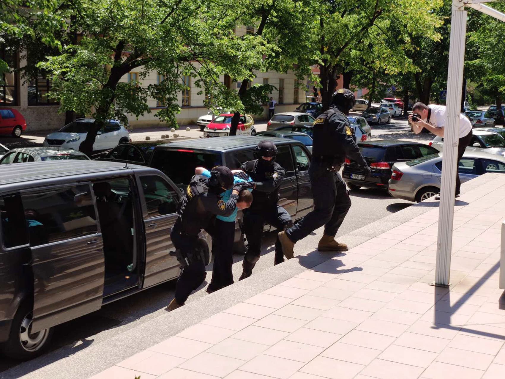 Produžen pritvor sedmorici dilera uhapšenih u akciji "Step"