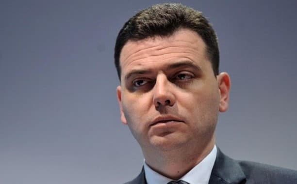 Magazinović: Ne može se biti i ministar i zastupnik, ukinuti duple funkcije