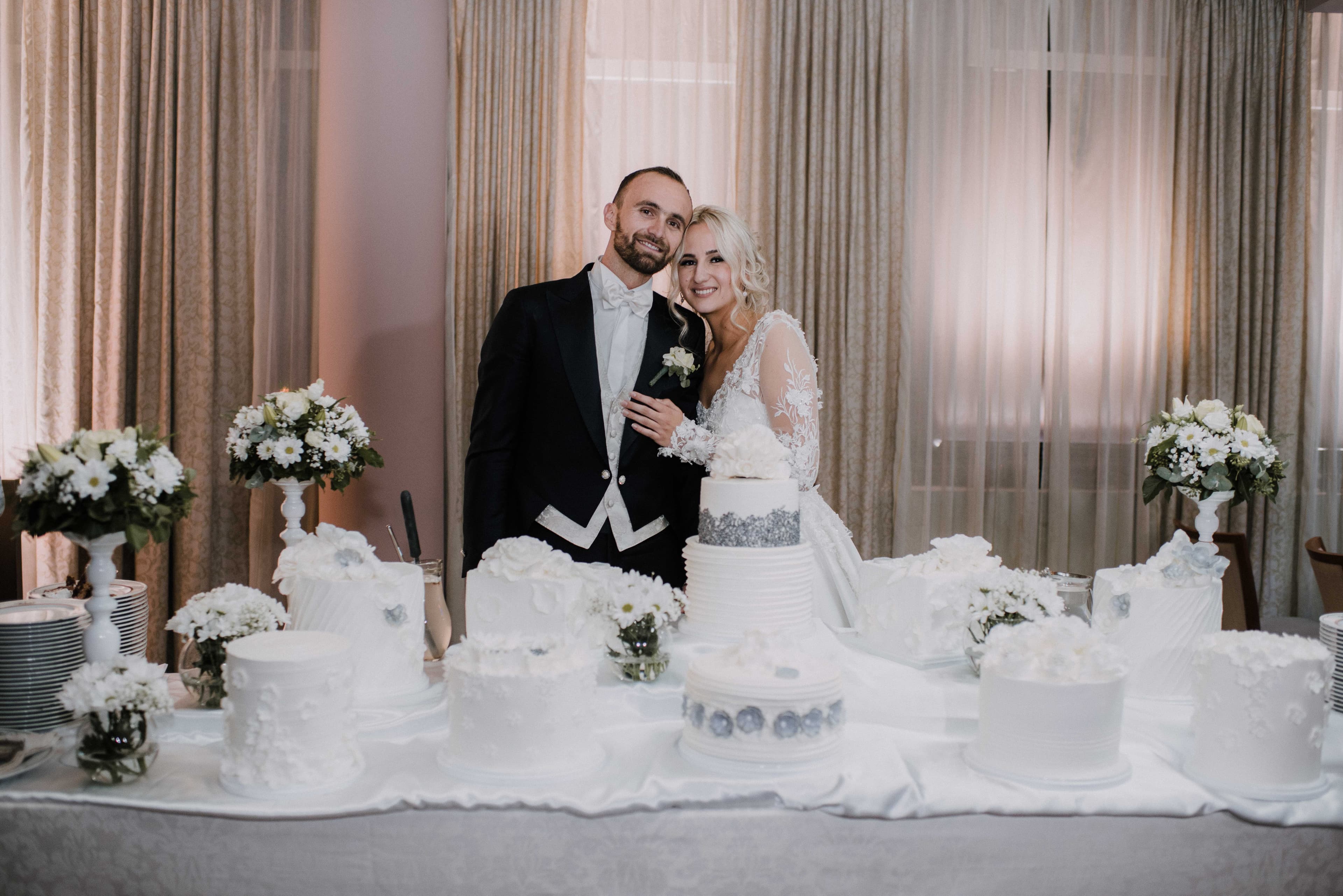 Amel Tuka objavio emotivnu fotografiju sa suprugom Aminom