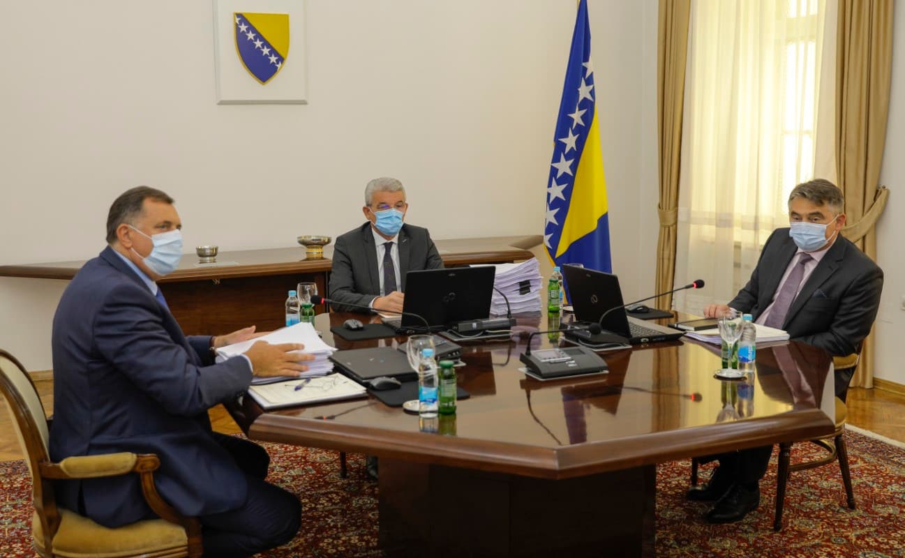 Članovi Predsjedništva BiH stigli u Brisel