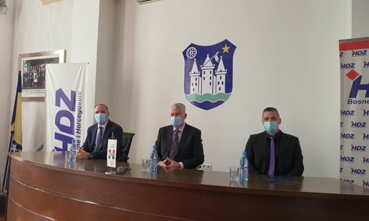 Čović: Hitno riješiti sva sigurnosna i egzistencijalna pitanja u Bihaću