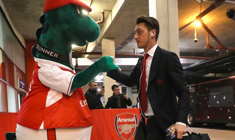Ozilov potez koji će navijače Arsenala baciti u trans
