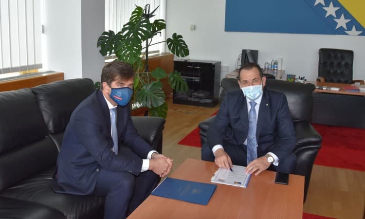 Cikotić upoznao Nelsona o problemima u rješavanju migrantske krize