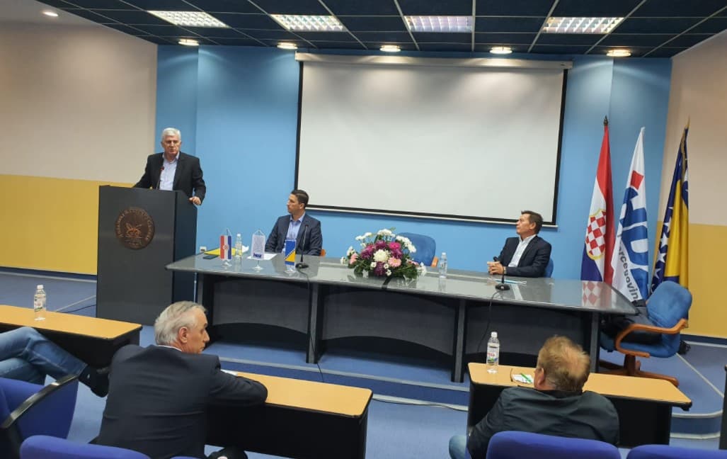 Čović u Tuzli: Zalažemo se za budućnosti domovine Bosne i Hercegovine