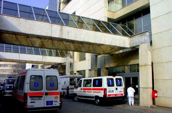 Na Podhrastovima 96 pacijenata, 140 uposlenika KCUS-a odsutno s posla