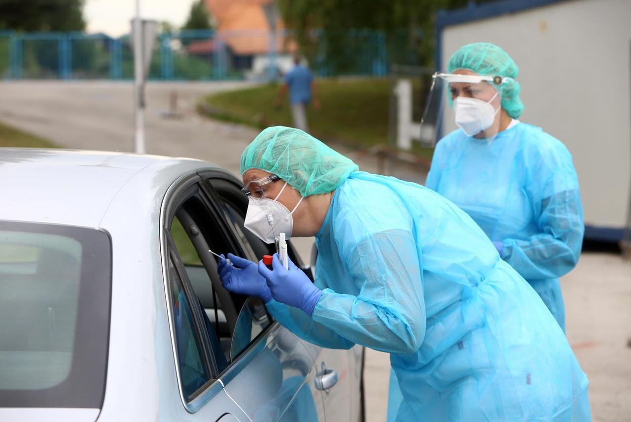 U Banjoj Luci testiranje na koronavirus iz automobila