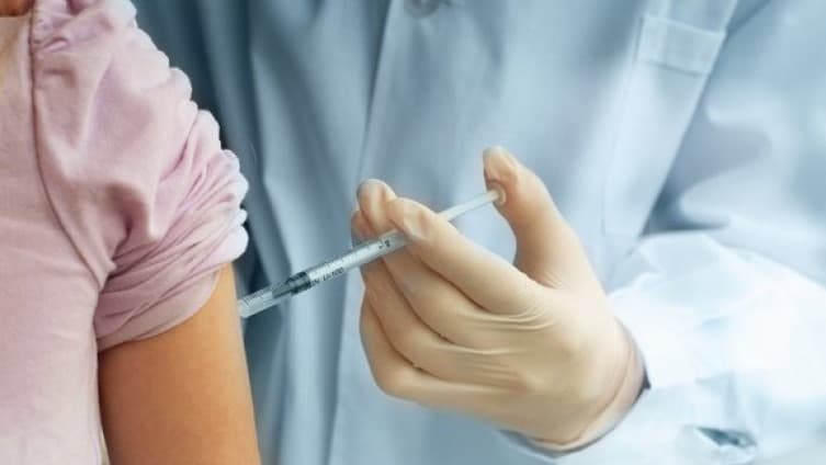 Mađarska prva država EU koja će testirati rusku vakcinu