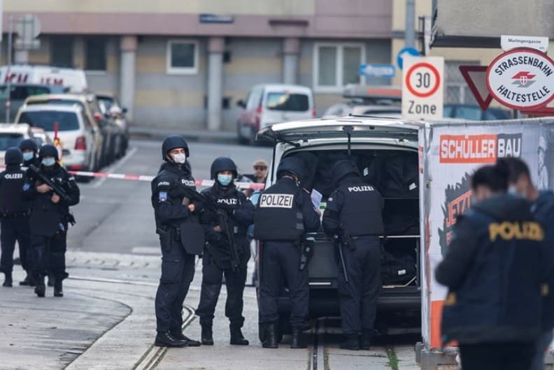 Austrija provodi istragu protiv 21 osobe povezane s teroristom iz Beča