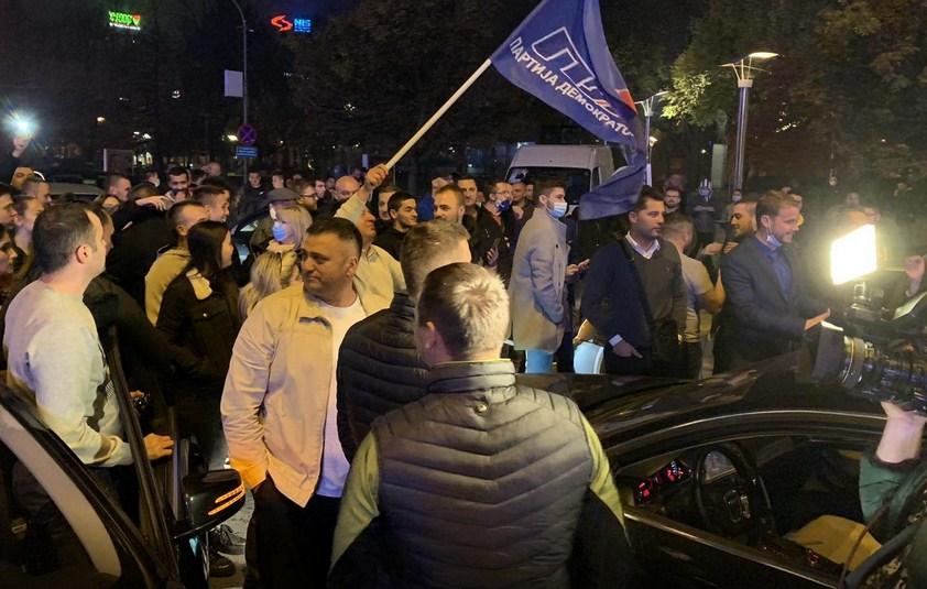 Stanivuković proslavio pobjedu na ulicama Banje Luke