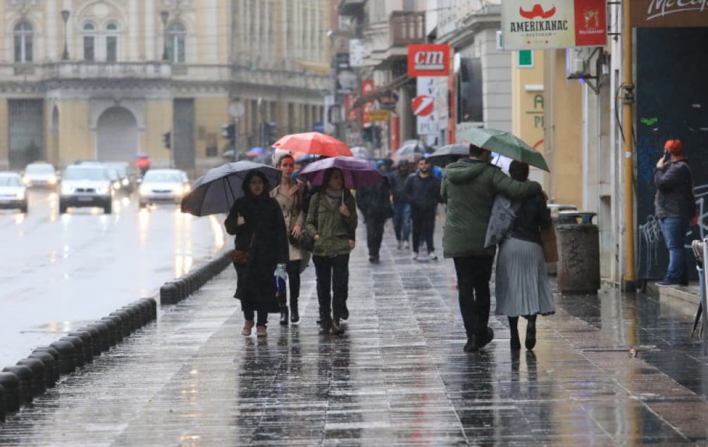 Oblačno vrijeme - Avaz