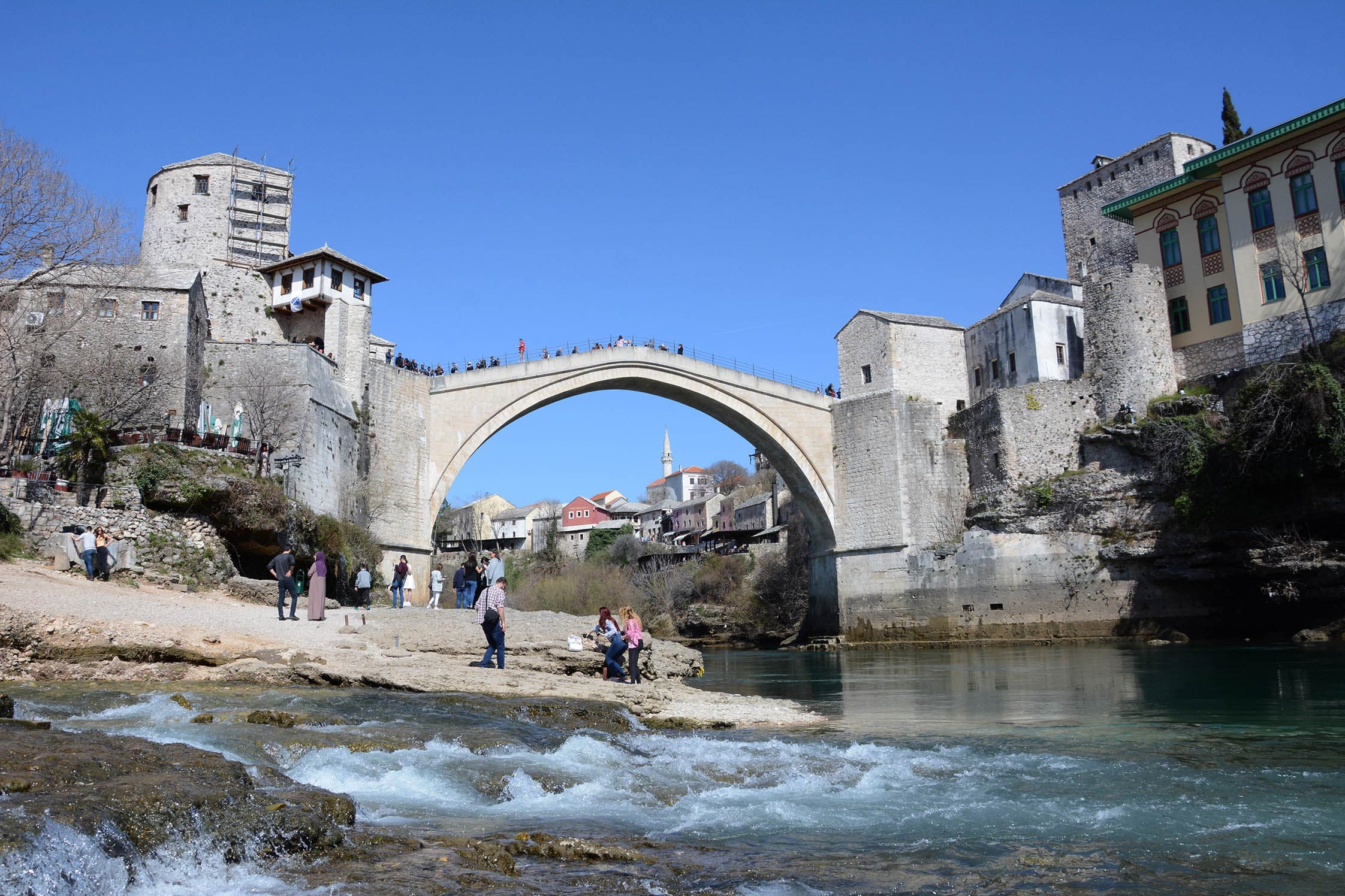 SDA Mostar: S gnušanjem odbacujemo navode SDP-a da su SDA i predsjednik Izetbegović prodali Mostar