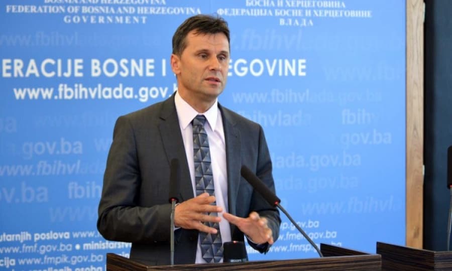 Novalić povukao Prijedlog zakona o policijskim službenicima