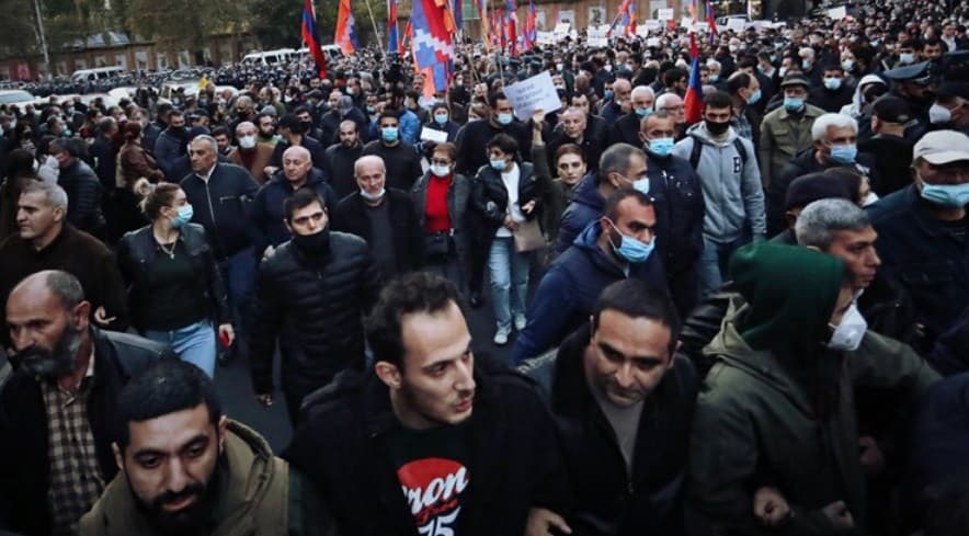 Veliki protesti u Armeniji, traži se premijerova ostavka