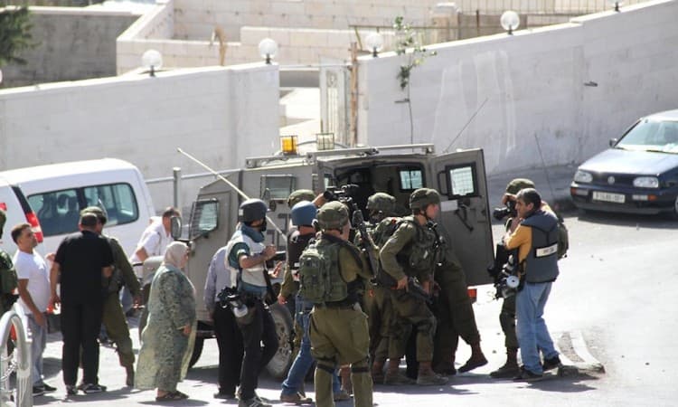 Izraelski vojnici pucali i ranili četvoricu Palestinaca