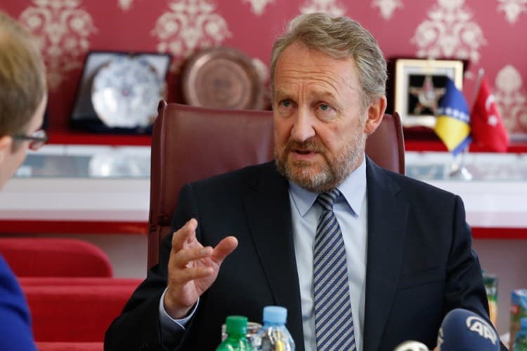 Izetbegović: Ne bih rekao da je Zvizdić na pragu izlaska iz SDA