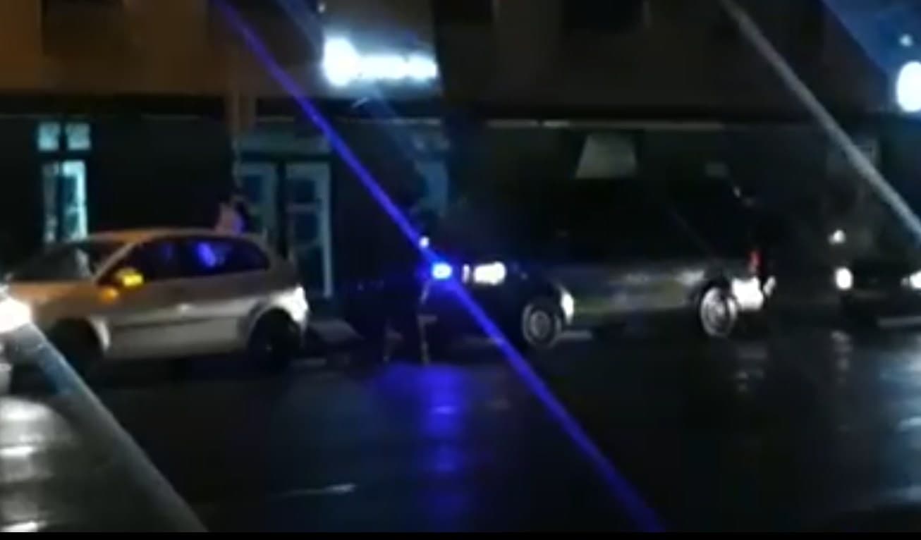 Pogledajte hapšenje muškarca koji je napao policajca u centru Sarajeva