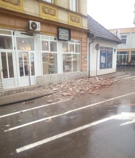 Obrušila se fasada u Goraždu
