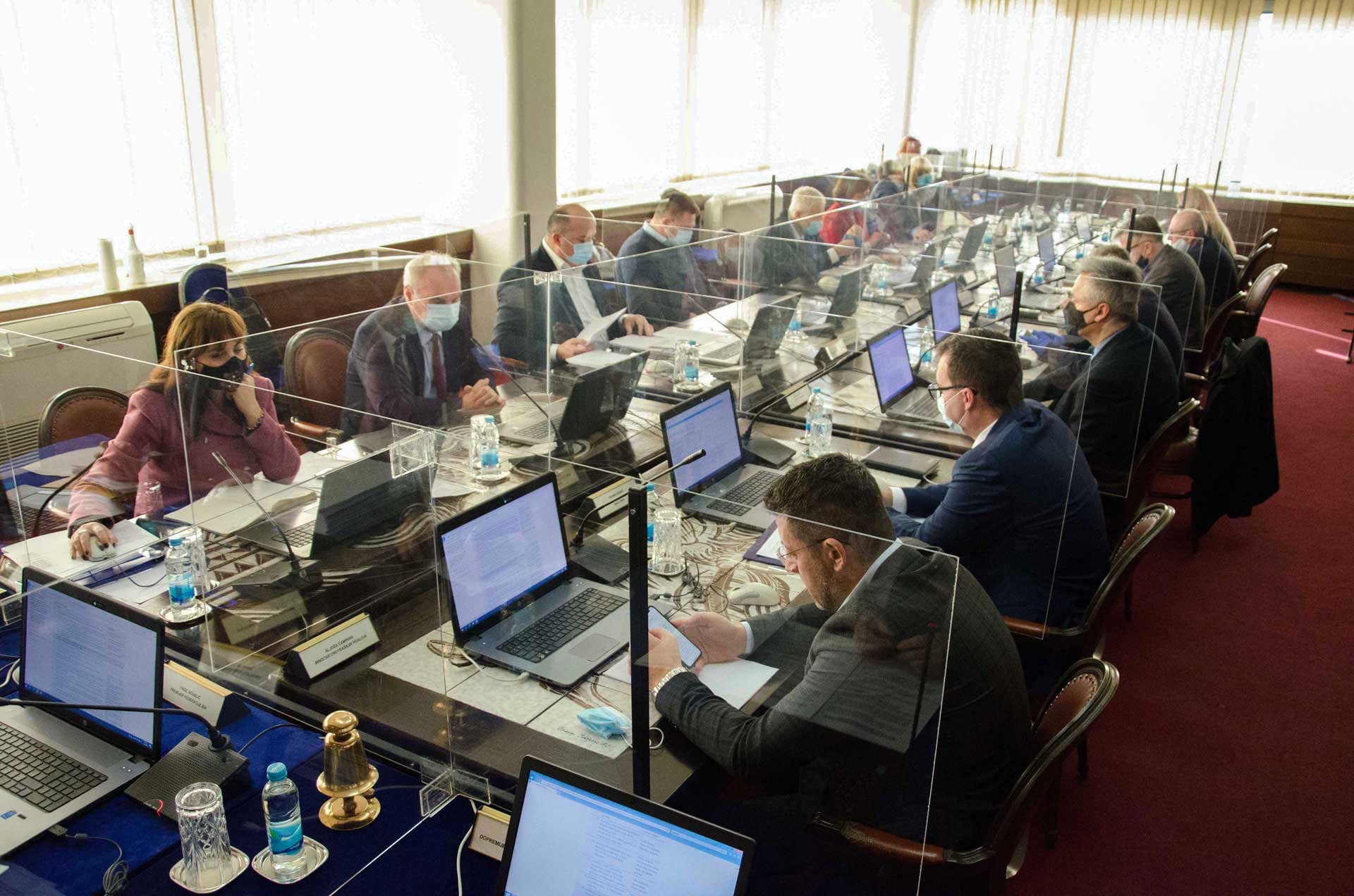 Vlada usvojila informaciju o mjerama neposredne kontrole cijena iz nadležnosti kantona u FBiH - Avaz