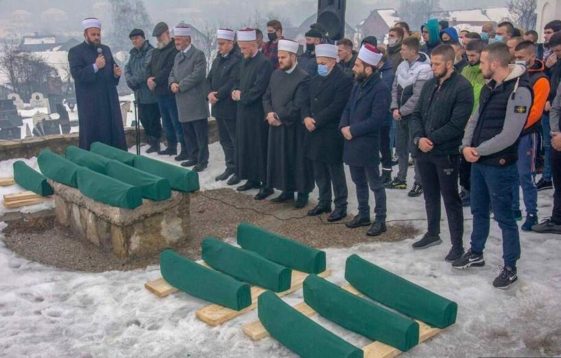 Posmrtni ostaci beranskih muslimana premješteni na mezarje na Jasikovcu