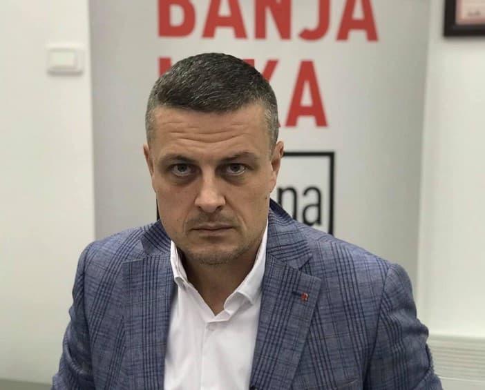 Mijatović: Javna je tajna da se i u Sarajevu postavljaju bilbordi bez dozvola