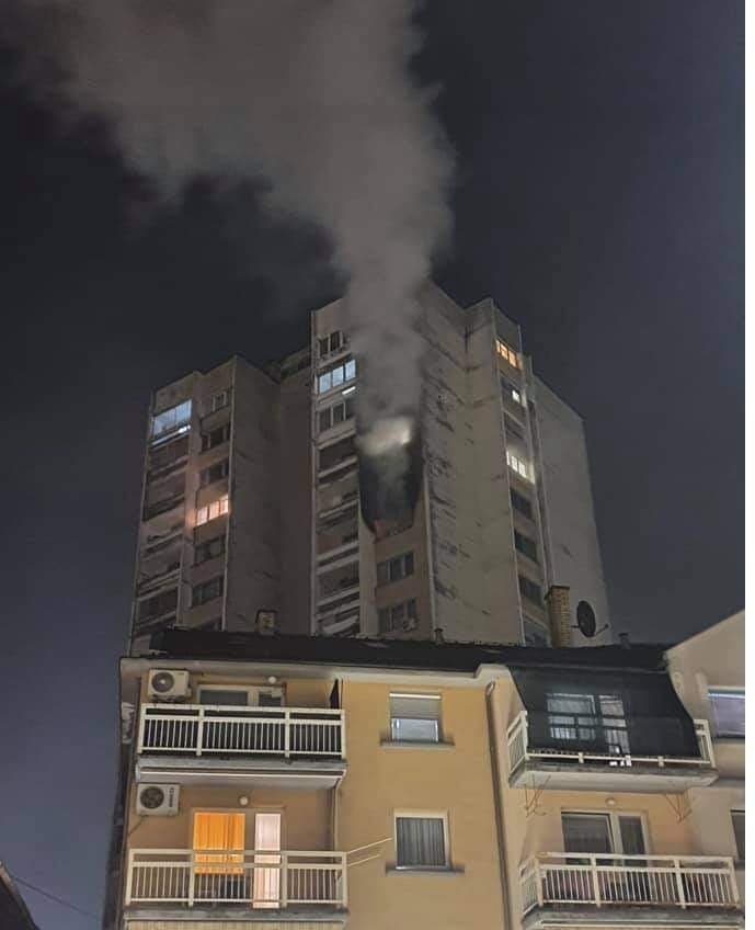Ugašen požar u zgradi u Doboju