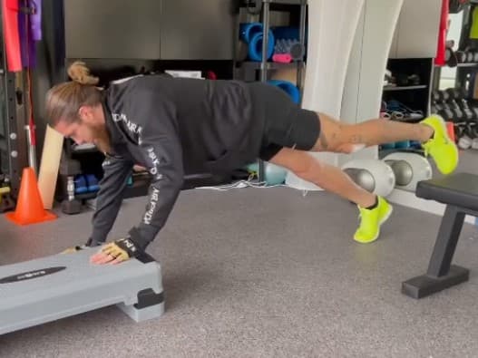 Samo nekoliko dana nakon operacije koljena, Ramos trenira punom parom