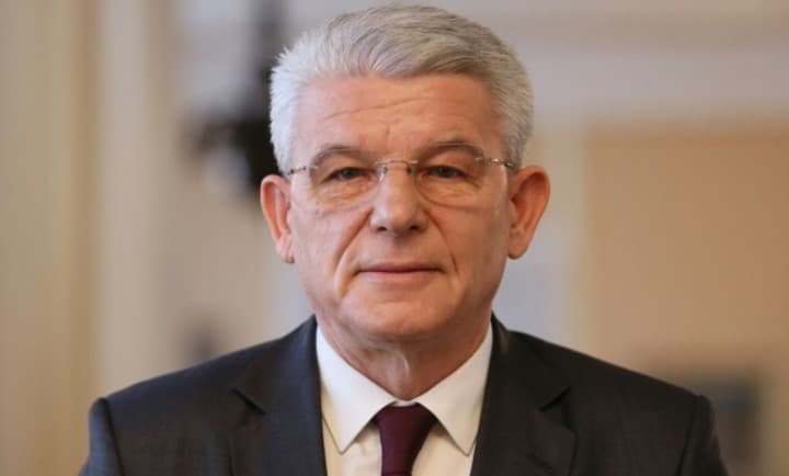 Nikada ne smijemo zaboraviti generaciju koja je rekla ne tiraniji i prijetnjama - Avaz