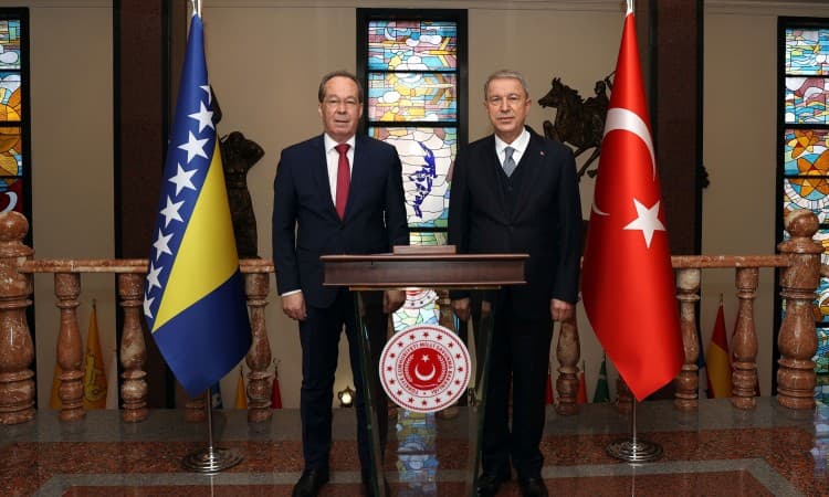 Sporazumom s Vladom Turske osigurano 45 miliona KM za modernizaciju OSBiH