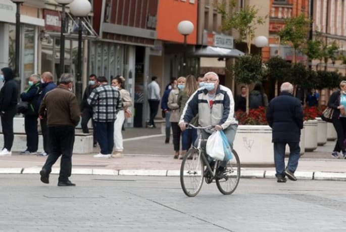 U RS testirano 495 uzoraka, a virus korona potvrđen kod 86 osoba, 12 preminulih