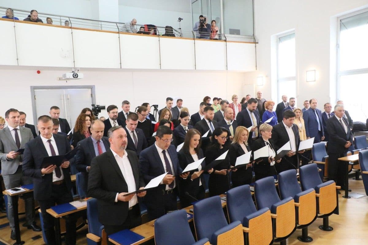 Skupština KS sutra o isplati odštete ugostiteljima