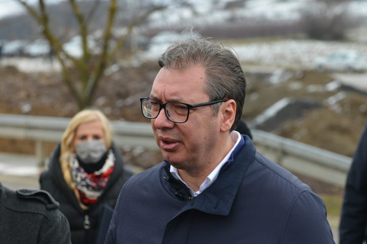 Vučić: Nisam antivakser, vakcinisat ću se narednih dana i snimiti da svi vide