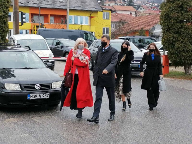 Novalić s advokatima prilikom dolaska na prošlosedmično ročište - Avaz