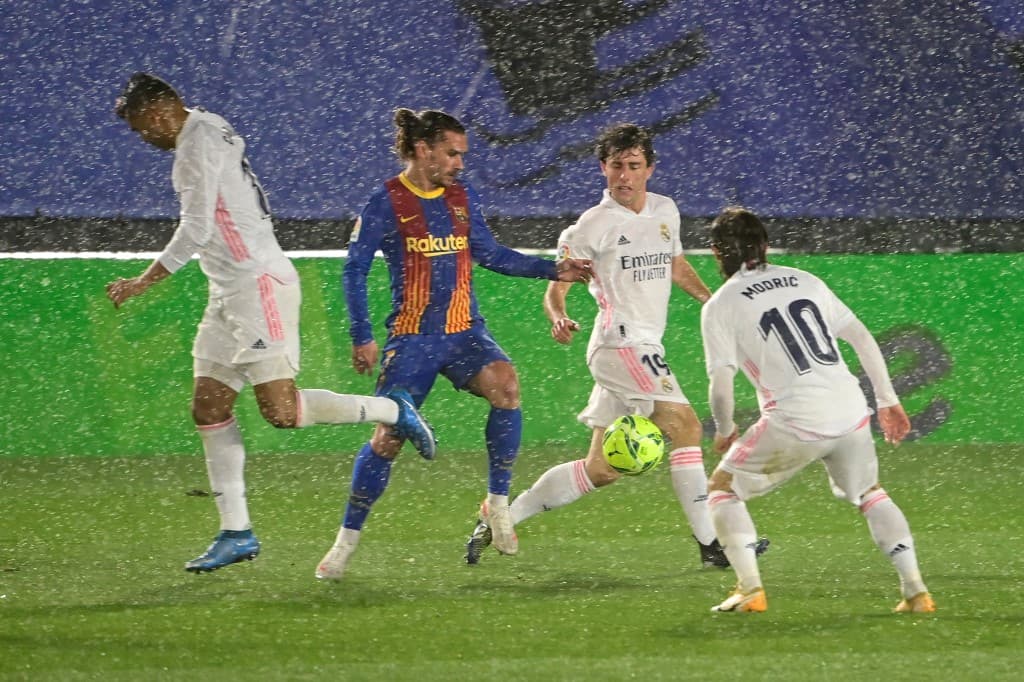 Tok utakmice / El Klasiko: Realu pobjeda u spektakularnom derbiju protiv Barcelone