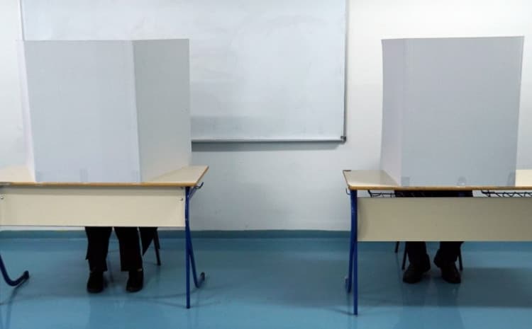 Zatvorena biračka mjesta u Travniku i Foči